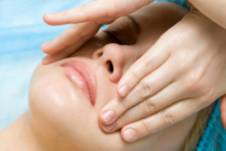 Recovery and facial of the woman